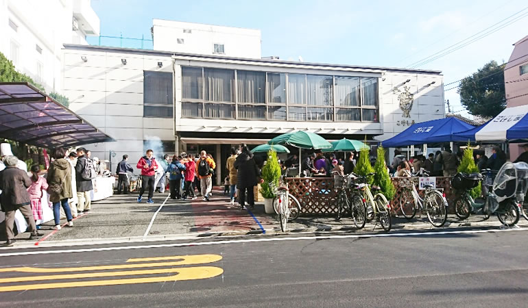 西荻窪・こけし屋