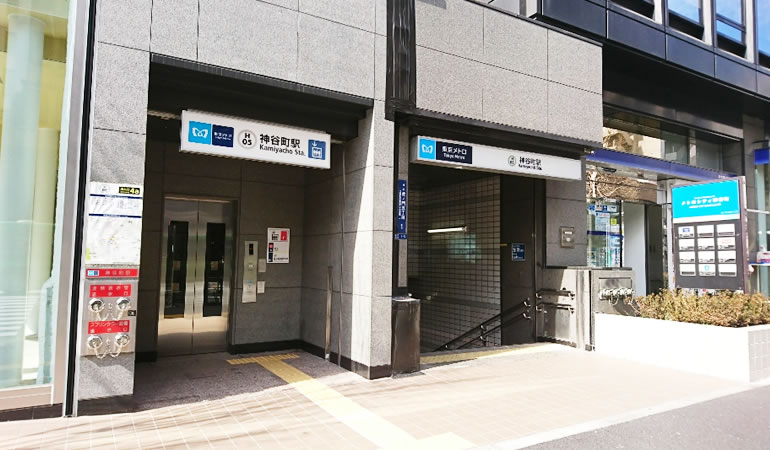 地下鉄日比谷線　神谷町駅